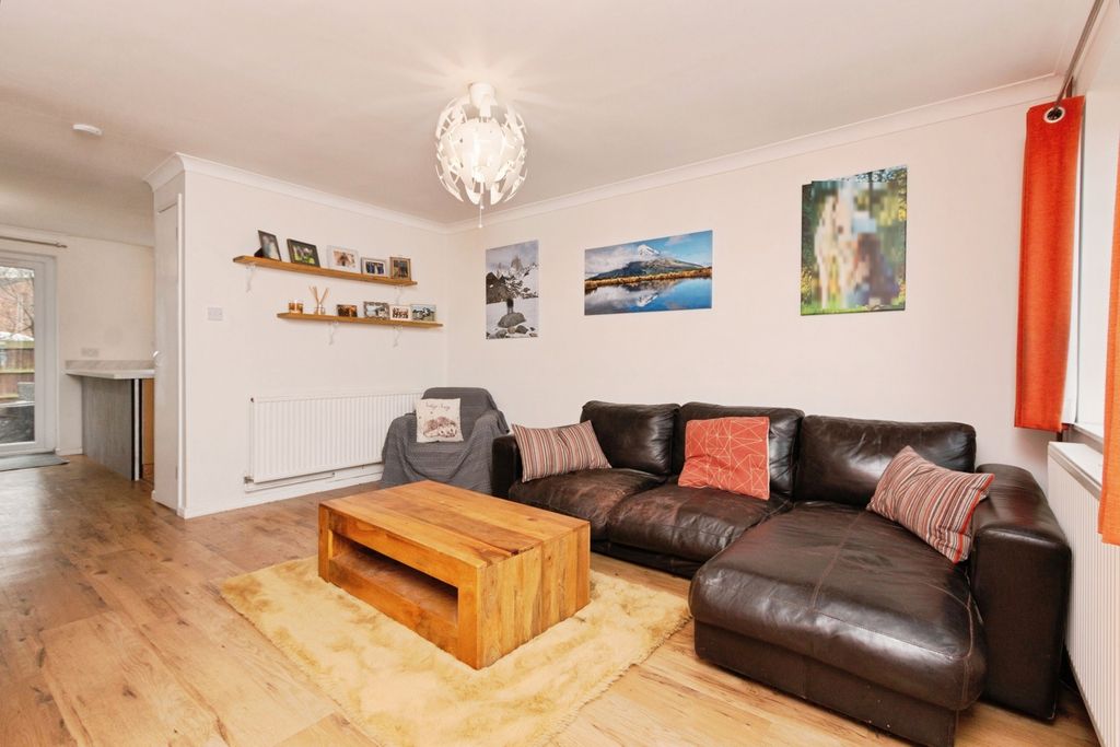 Property photo 2 of 15 Pbox-Img.Jpg