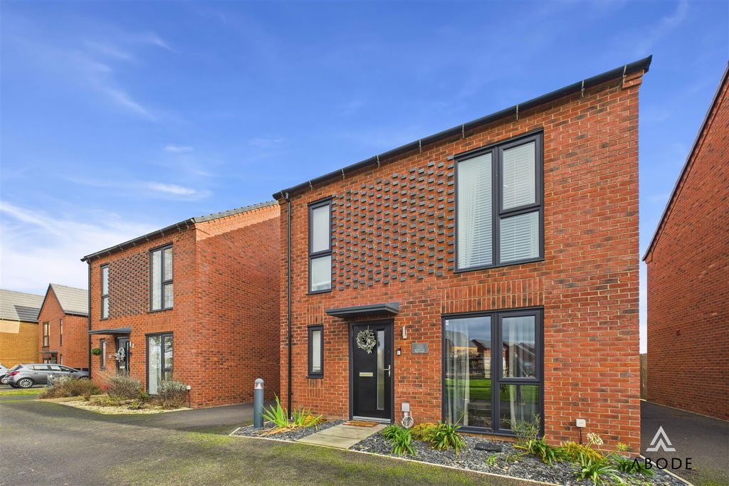 Property photo 2 of 17 Cam02544G0-Pr0335-Still002.Jpg