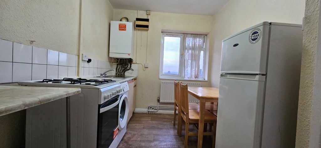 Property photo 3 of 7