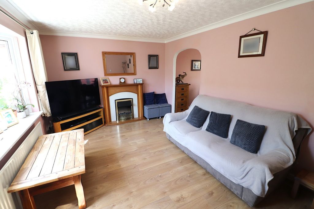 Property photo 3 of 20 Picture No. 26