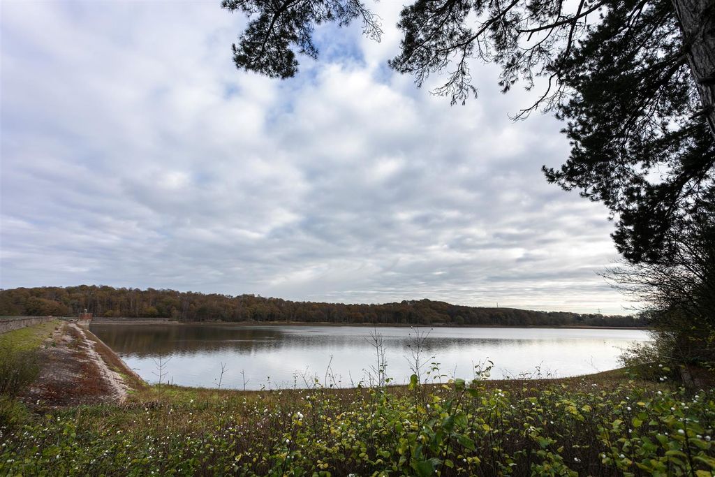 Property photo 3 of 51 49