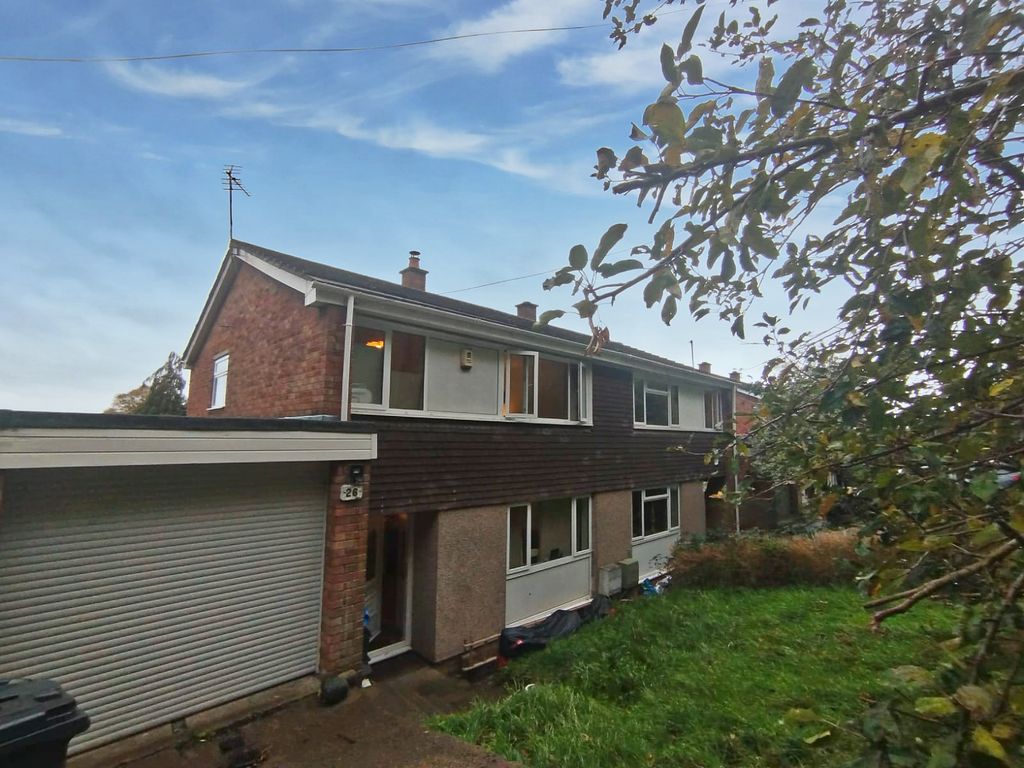 Property photo 1 of 19 1000012333