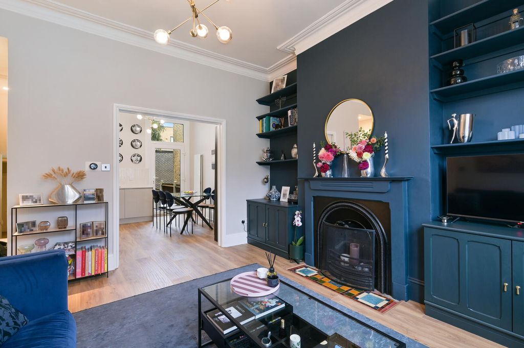 Property photo 3 of 16 Living Room