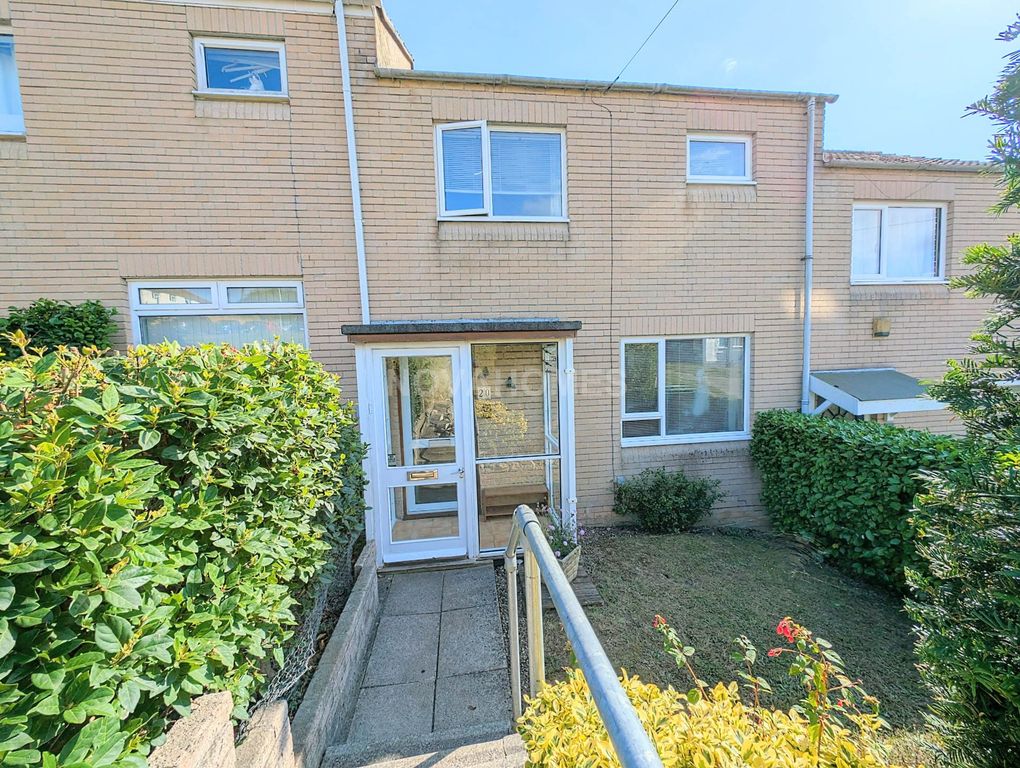 Property photo 1 of 11