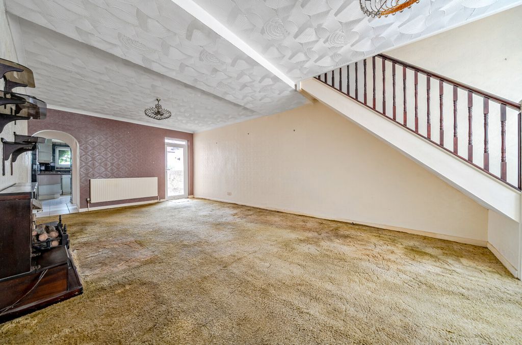 Property photo 3 of 16 1455141-18-6A0490...