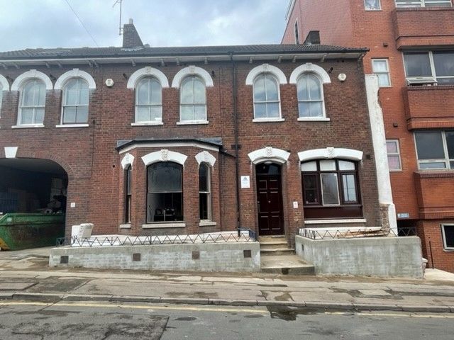 Property photo 1 of 1
