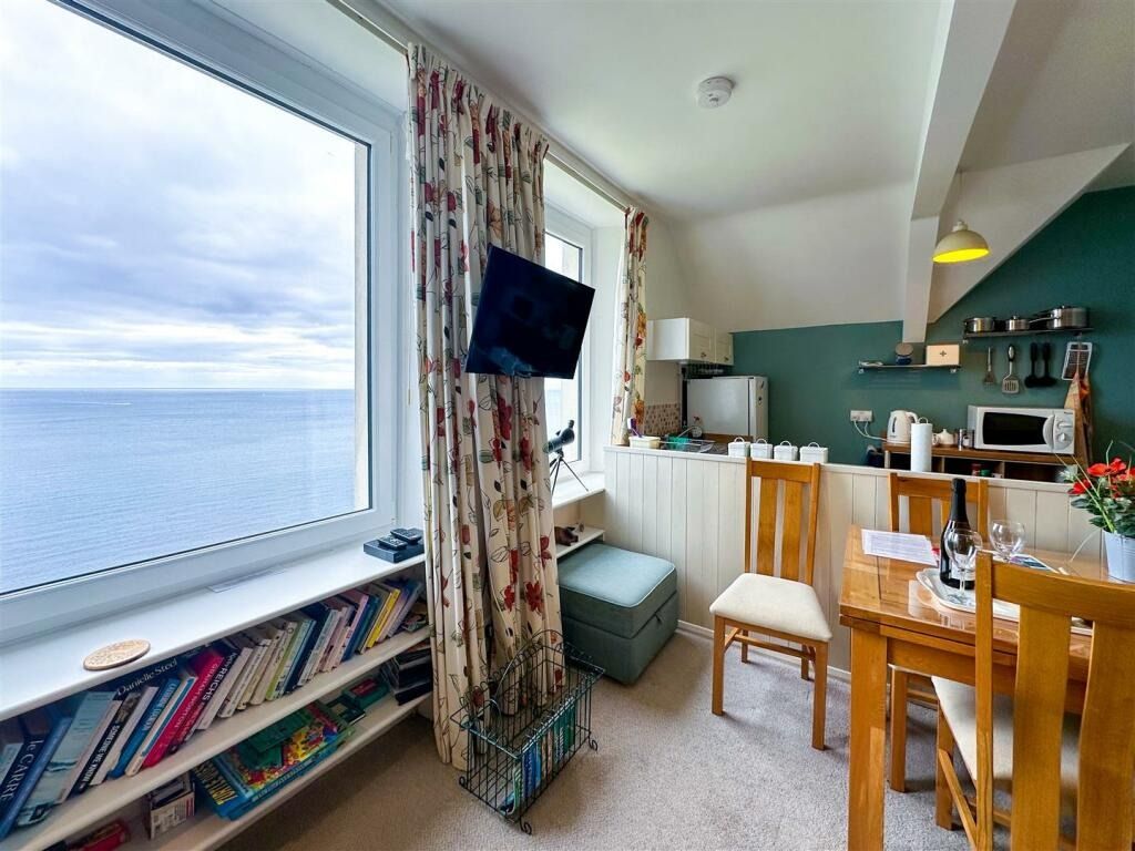 Property photo 2 of 33 4855292