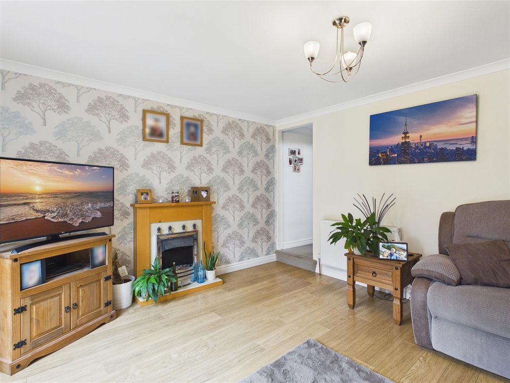 Property photo 3 of 15 Cam05476G0-Pr0155-Still006.Jpg