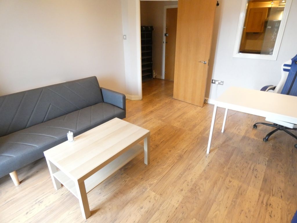 Property photo 3 of 23