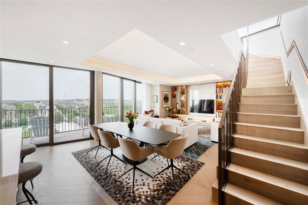 Property photo 1 of 15 Reception Room