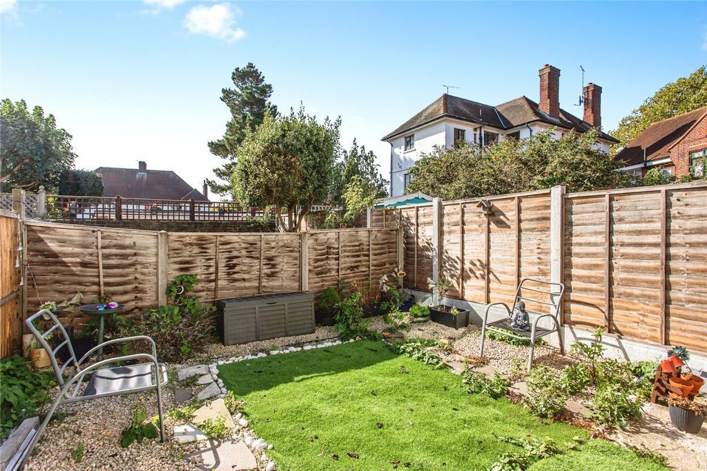 Property photo 3 of 8 Picture No. 06