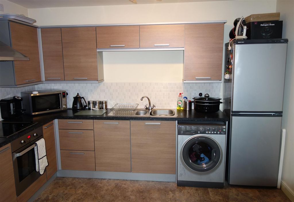 Property photo 2 of 7