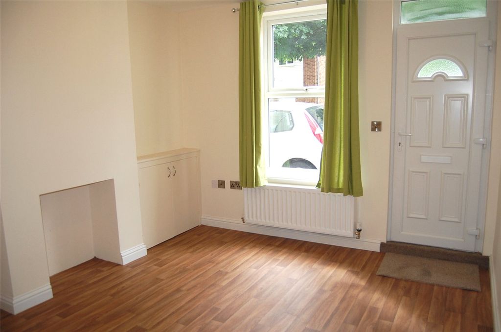 Property photo 2 of 11 Picture No. 23
