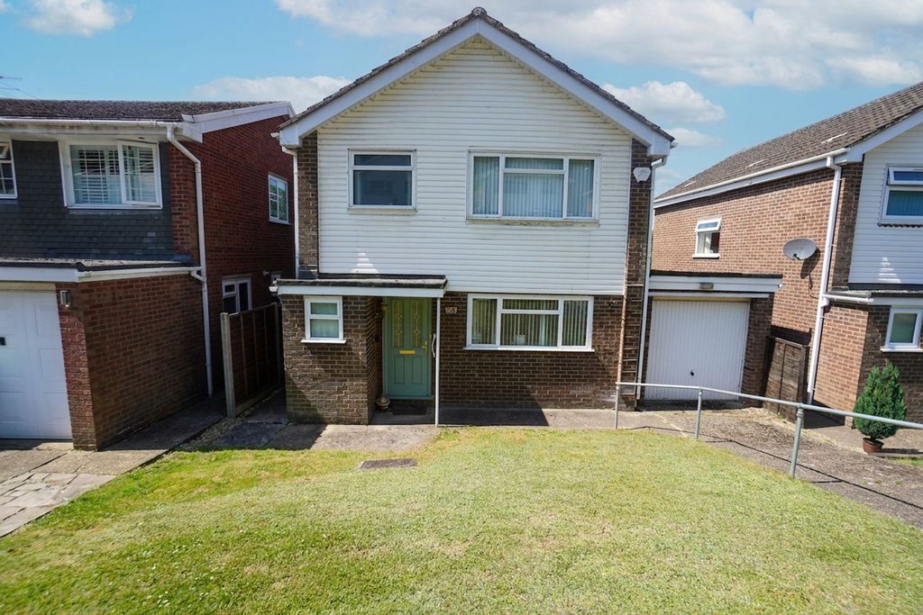 Property photo 1 of 15