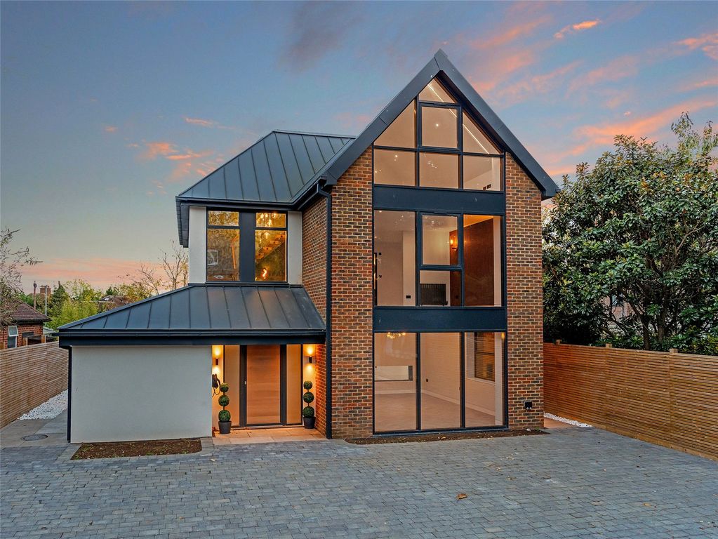 Property photo 1 of 32 Picture No. 37