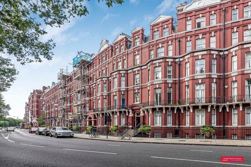 Property photo 1 of 10 External