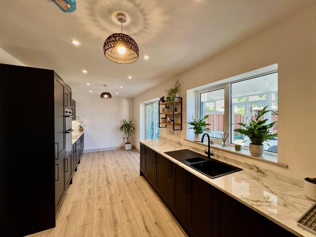 Property photo 3 of 16 3.Jpg