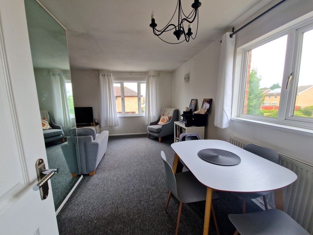 Property photo 3 of 7