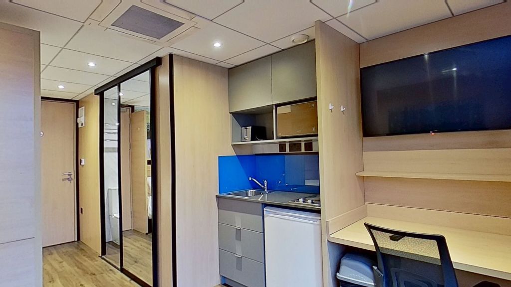 Property photo 2 of 5 Kitchen