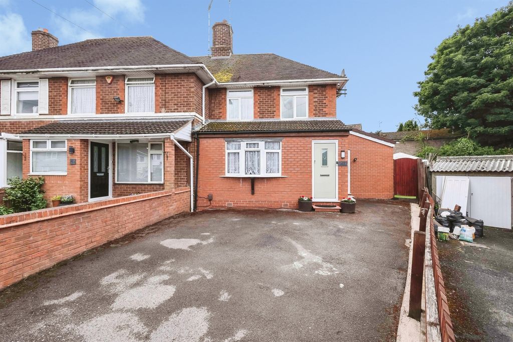 Property photo 1 of 18