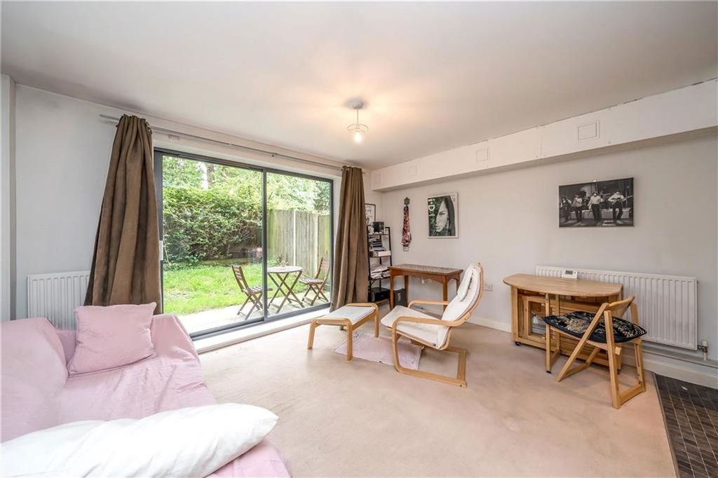 Property photo 3 of 7