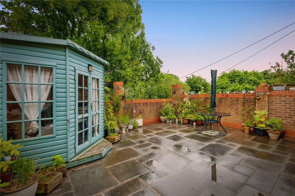 Property photo 2 of 19 Picture No. 26