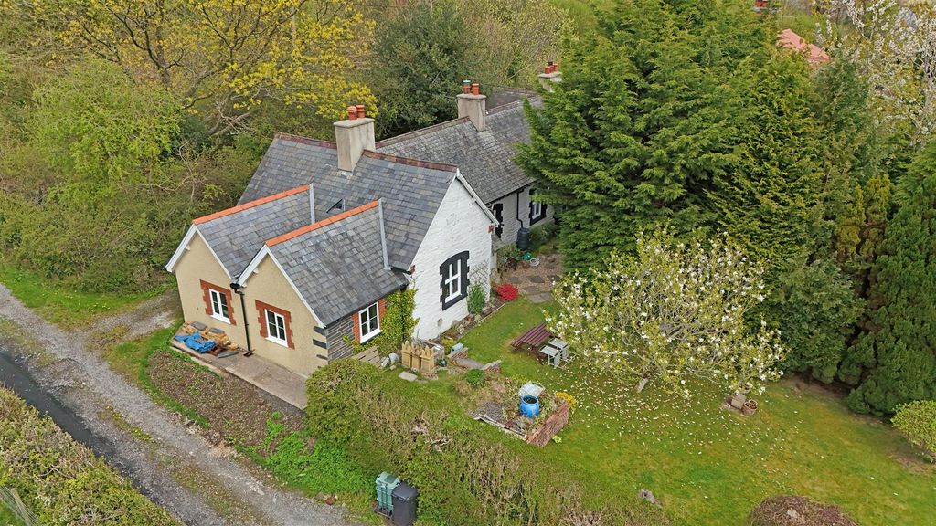 Property photo 2 of 28 Aerial View.Jpg