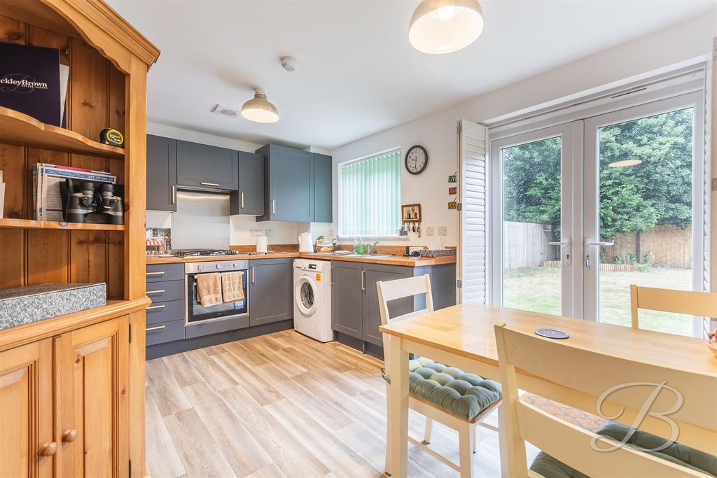 Property photo 3 of 19 CC7.Jpg