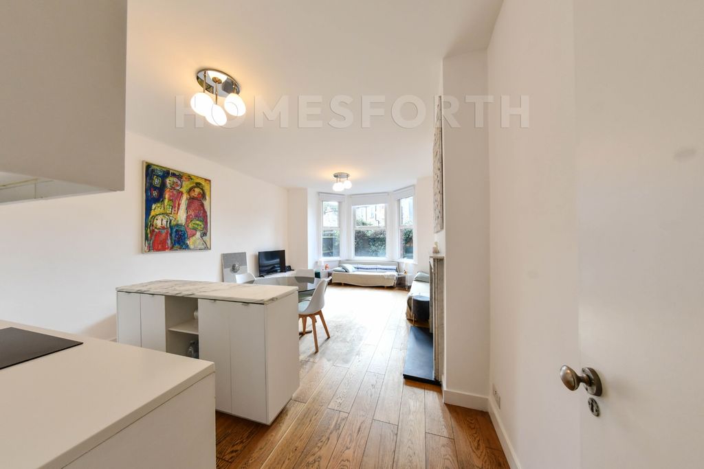 Property photo 3 of 19 Photo 15