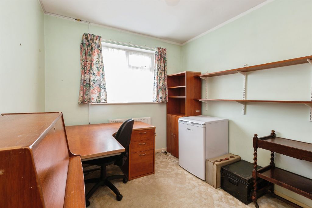 Property photo 2 of 16