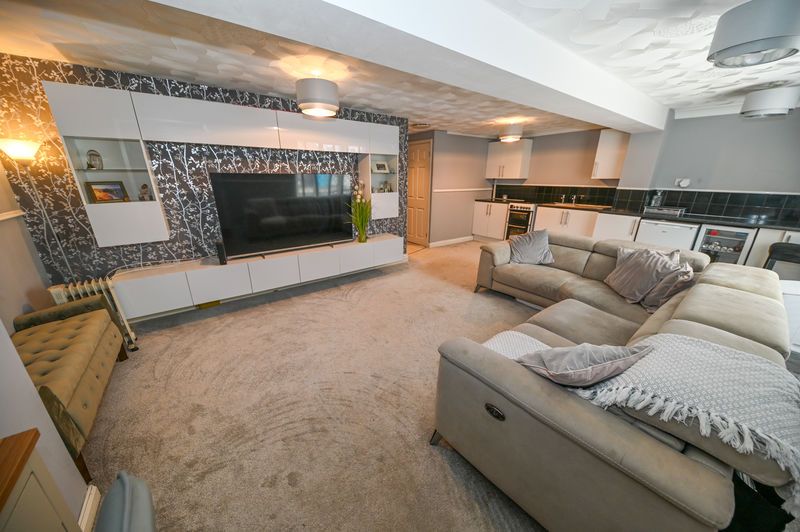 Property photo 3 of 18 Photo 2