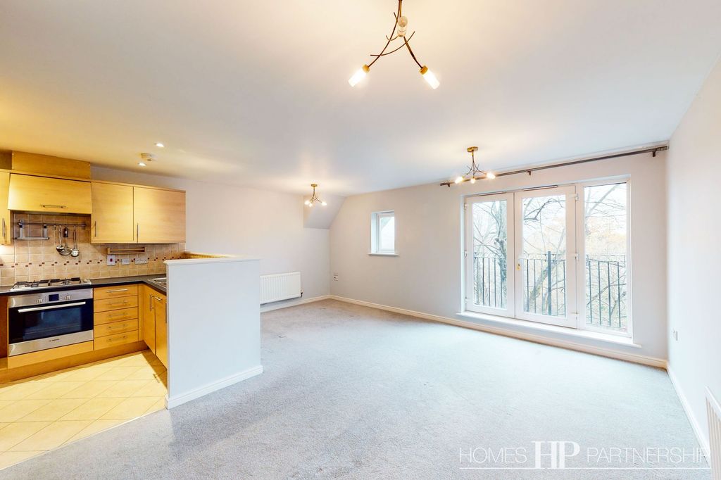 Property photo 2 of 20