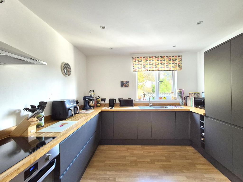 Property photo 3 of 23 20251017_152734.Jpg