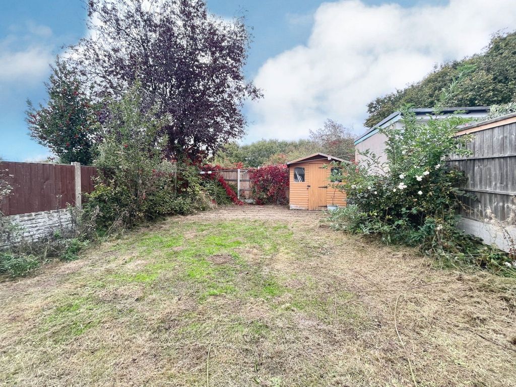 Property photo 3 of 25