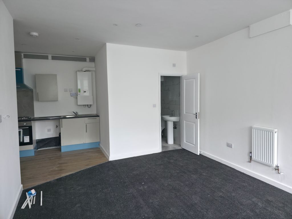 Property photo 2 of 3