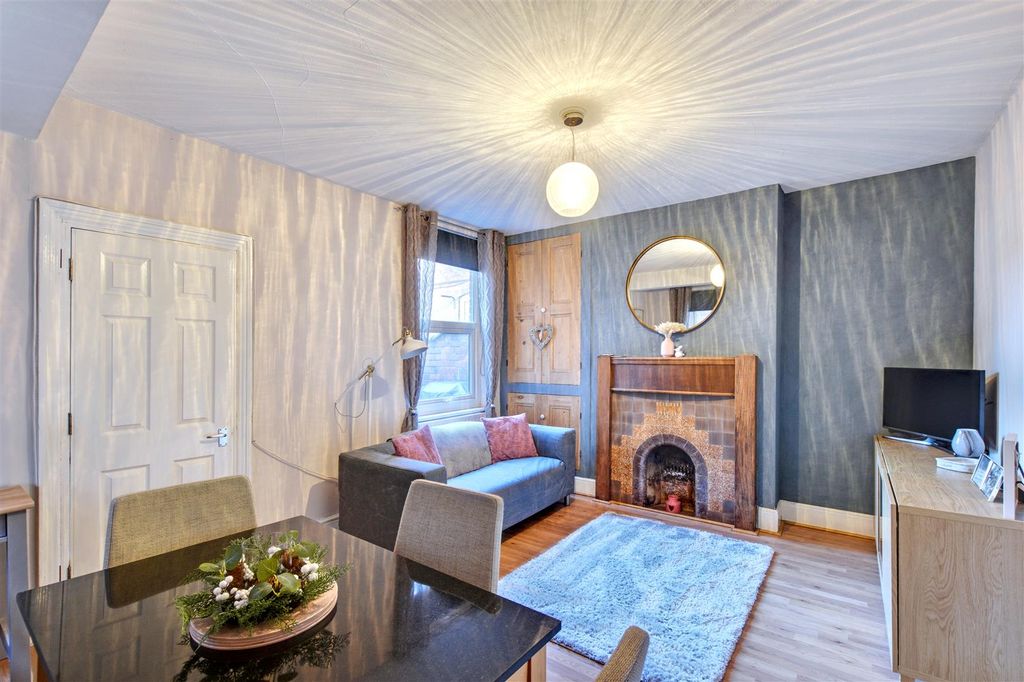 Property photo 3 of 15 Dining Room_5.Jpeg