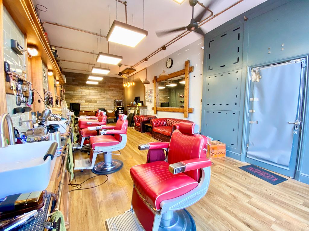 Property photo 2 of 9