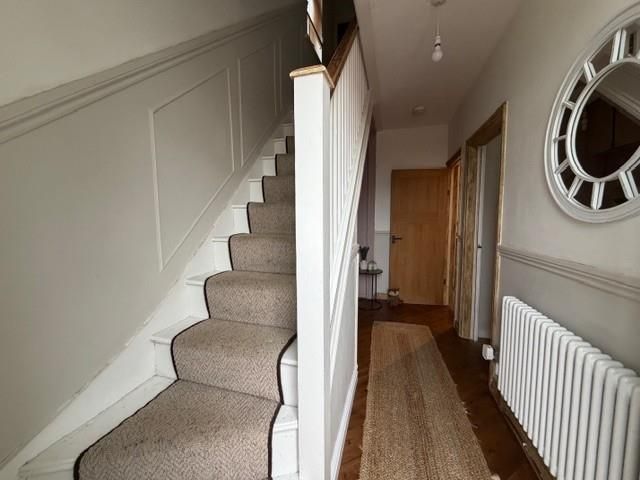 Property photo 2 of 18 Hall.Jpg