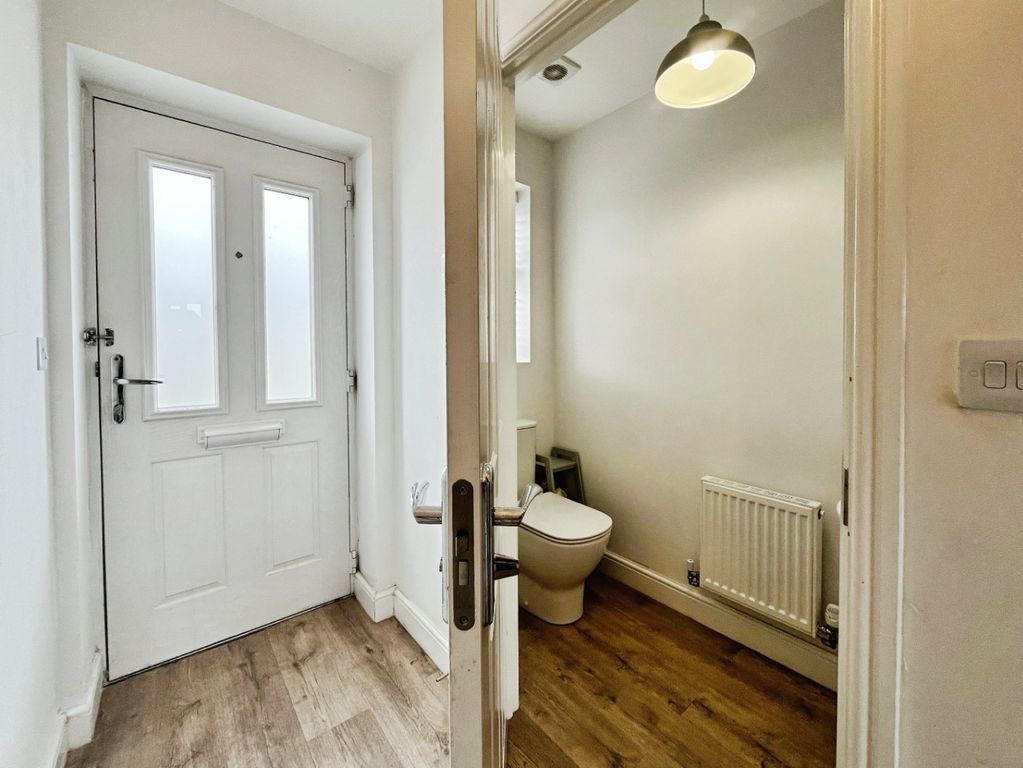 Property photo 3 of 17 4338516