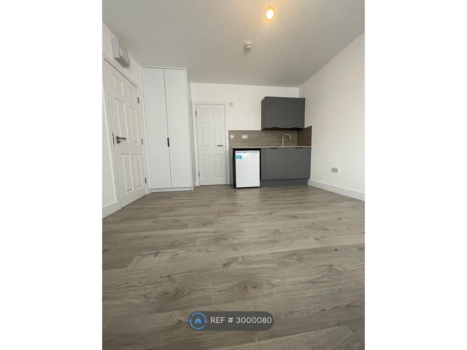 Property photo 2 of 3