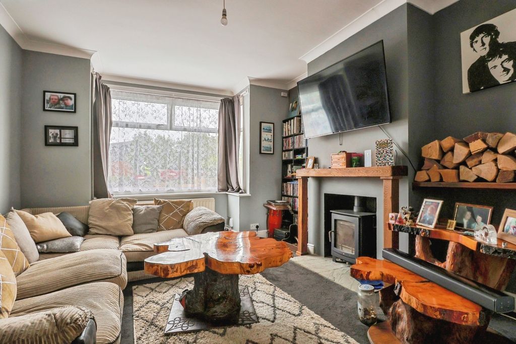 Property photo 2 of 18 Pbox-Img.Jpg