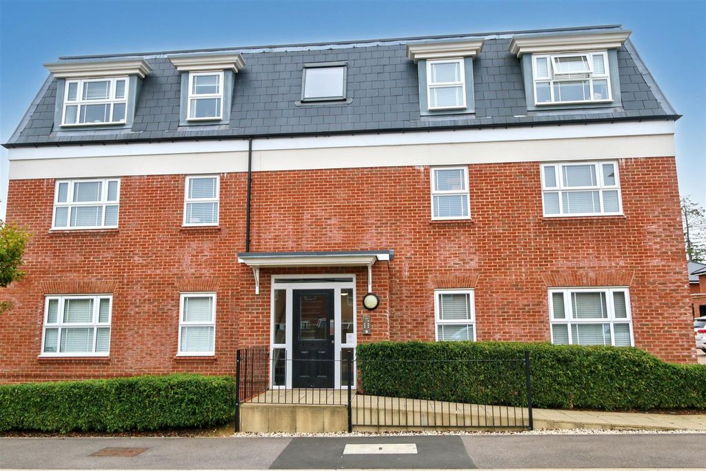 Property photo 1 of 10 External.Jpg