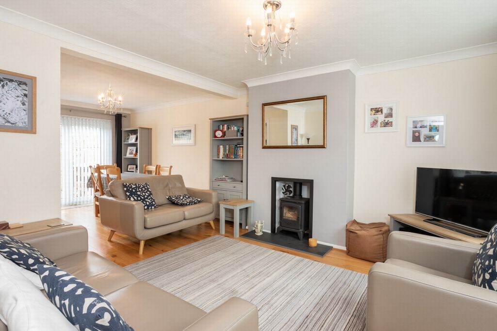 Property photo 3 of 22 Sitting Room