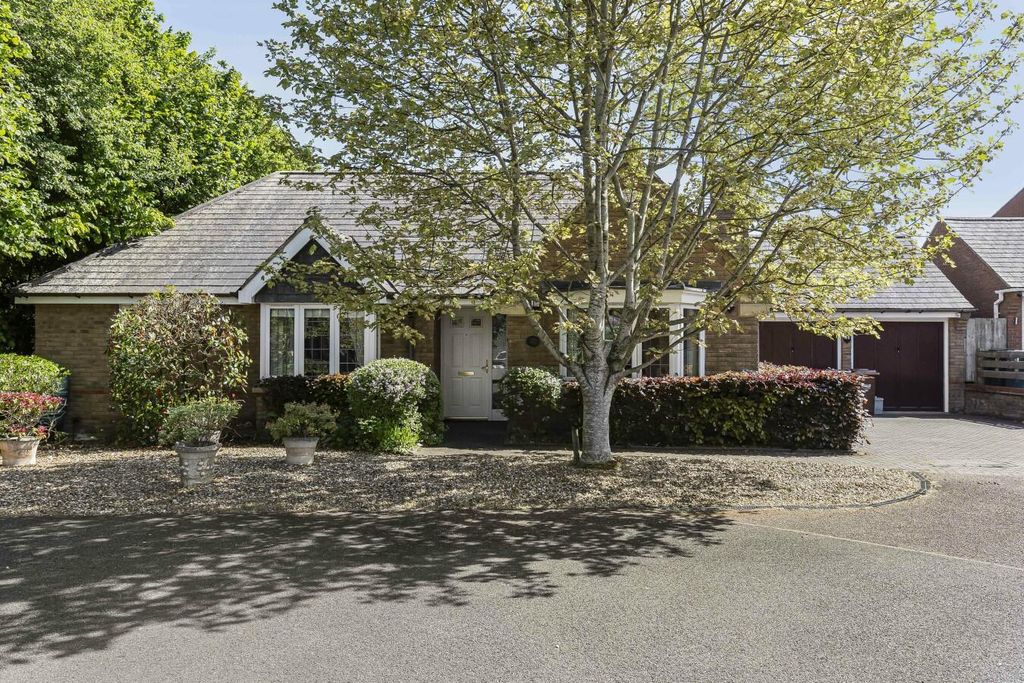 Property photo 1 of 26 3887684_Preview.Jpg