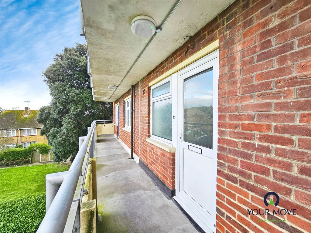 Property photo 2 of 11 Private Entrance