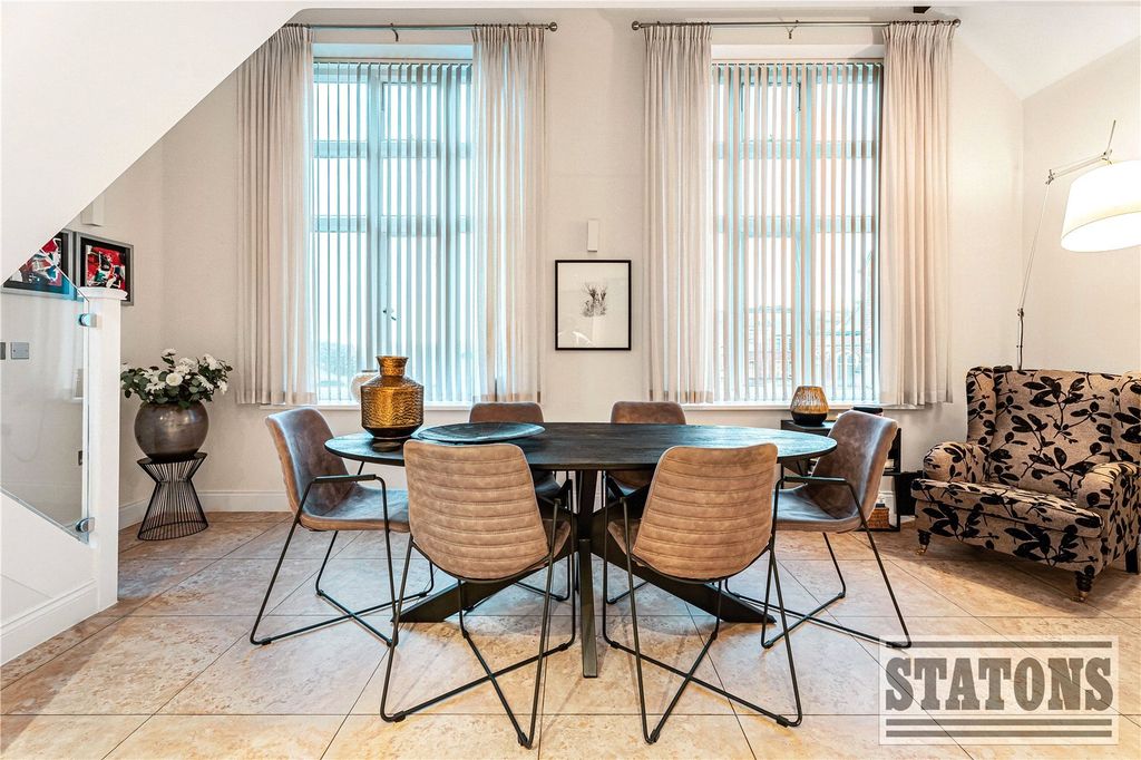 Property photo 3 of 29 Picture No. 31