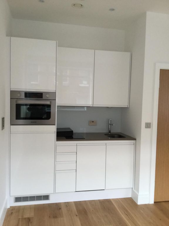 Property photo 3 of 8 Gallery