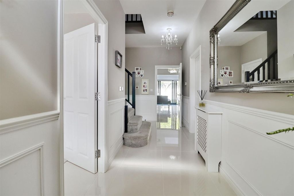 Property photo 3 of 33 cc8Fcd46-Img_4302-Img_4304.Jpg