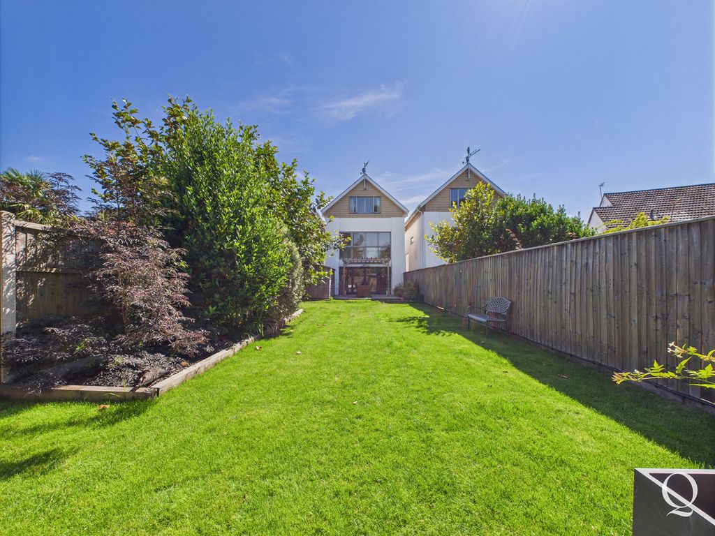 Property photo 1 of 22