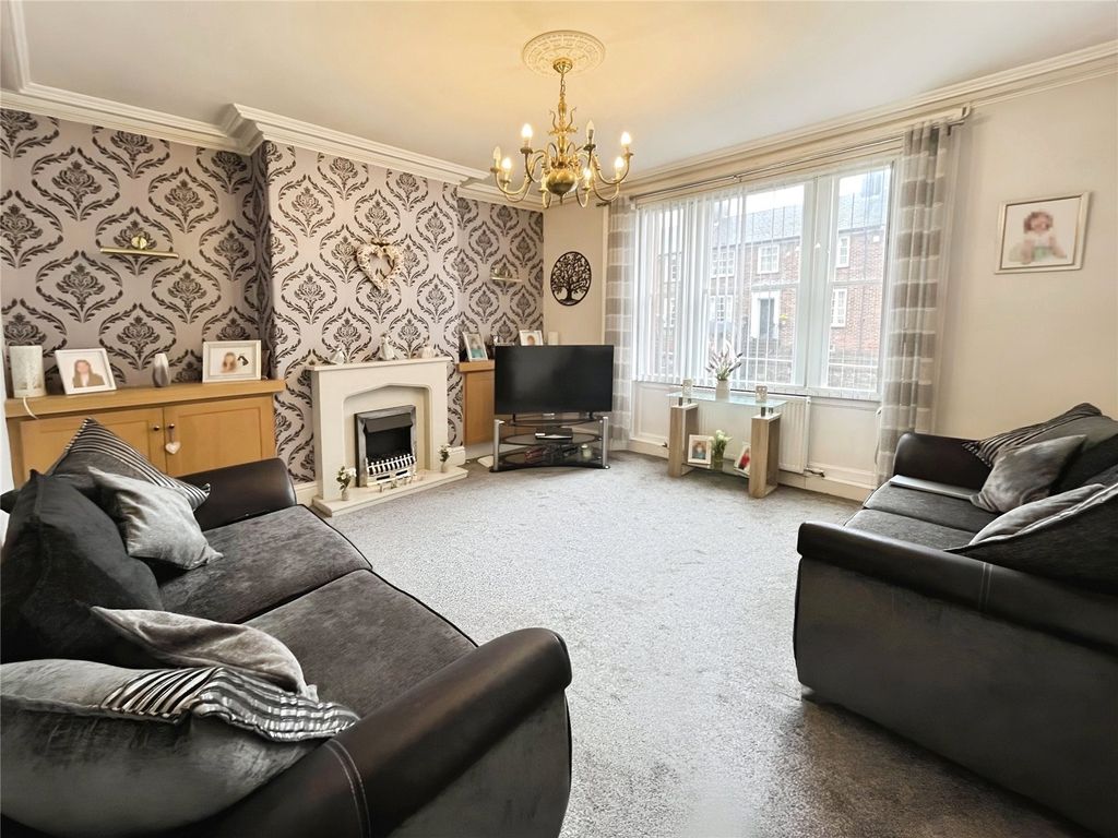 Property photo 3 of 12 Living Room